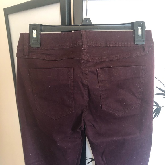 Sparkly Burgundy Jeans - Picture 5 of 8